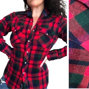 Vintage 70s Christmas Western Pearl Snap Tartan Plaid Flannel Shirt Shacket S/M